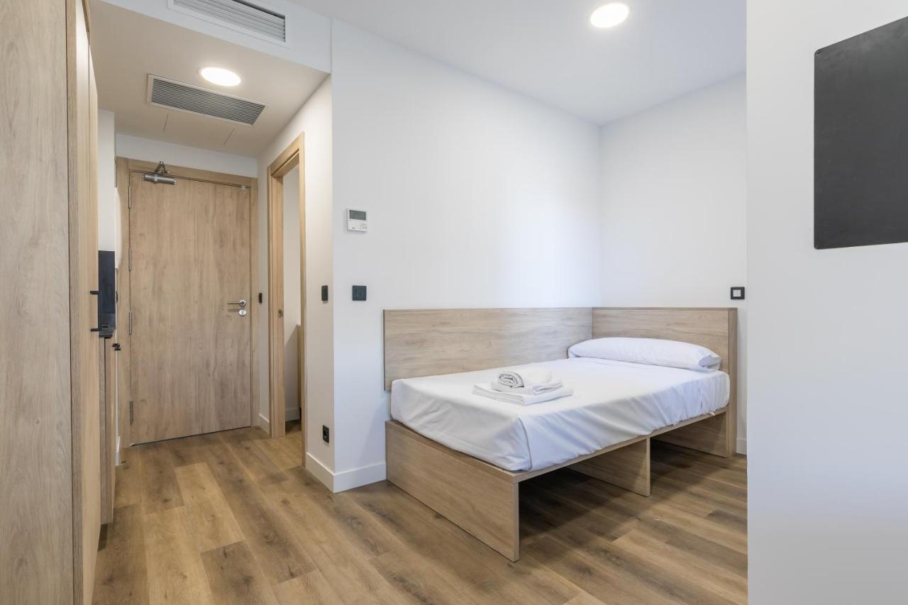 Micampus Xaudaro Student Residence Мадрид Экстерьер фото