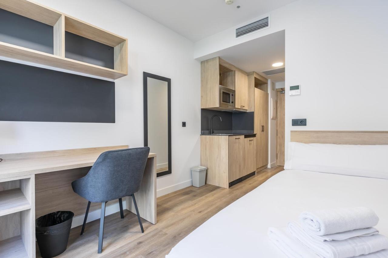 Micampus Xaudaro Student Residence Мадрид Экстерьер фото